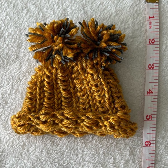 Yellow & Gray Knitted Newborn Baby Beanie Hat - Picture 3 of 3